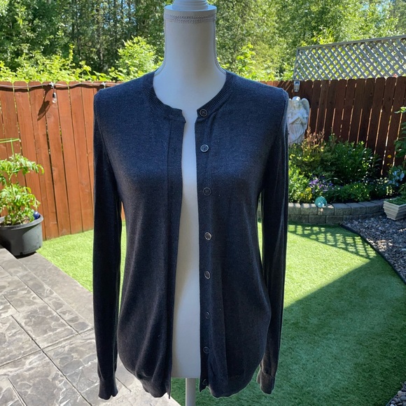 Original Nicole Miller grey cardigan - Picture 10 of 14